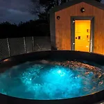 Luxuszelt Glamping Modern Dzbadz